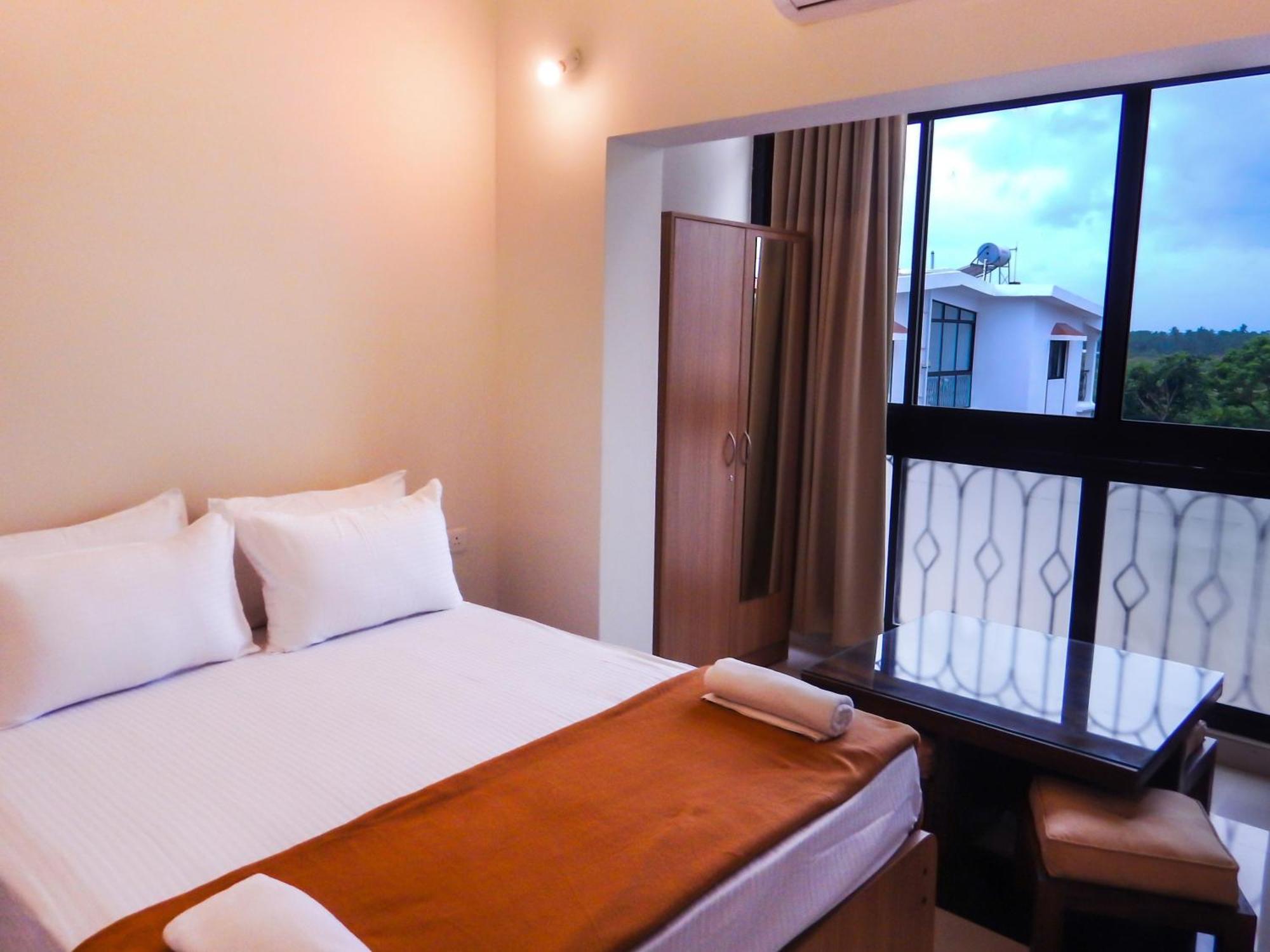 Monarch Palms Apartments, Candolim Goa Eksteriør bilde